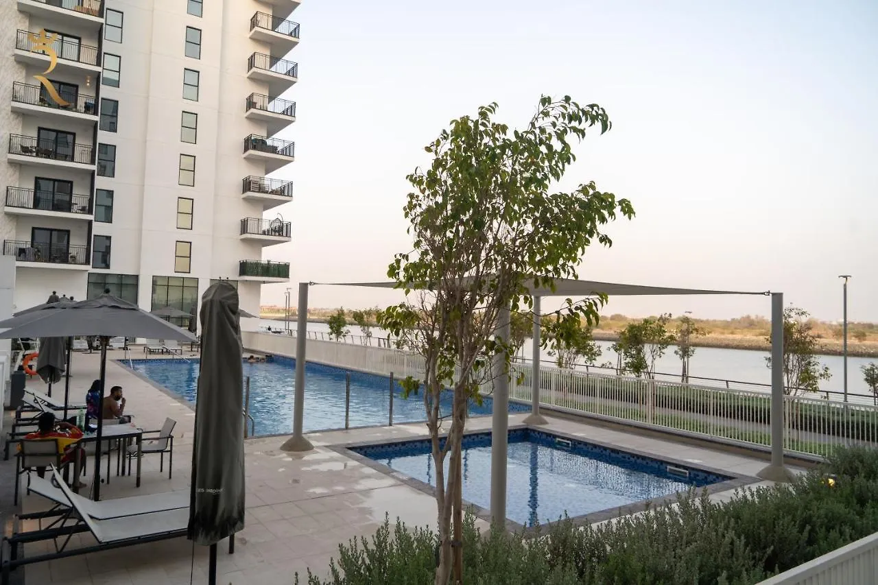 Champagne Pink Apartment - Yas Island أبو ظبي الإمارات العربية المتحدة
