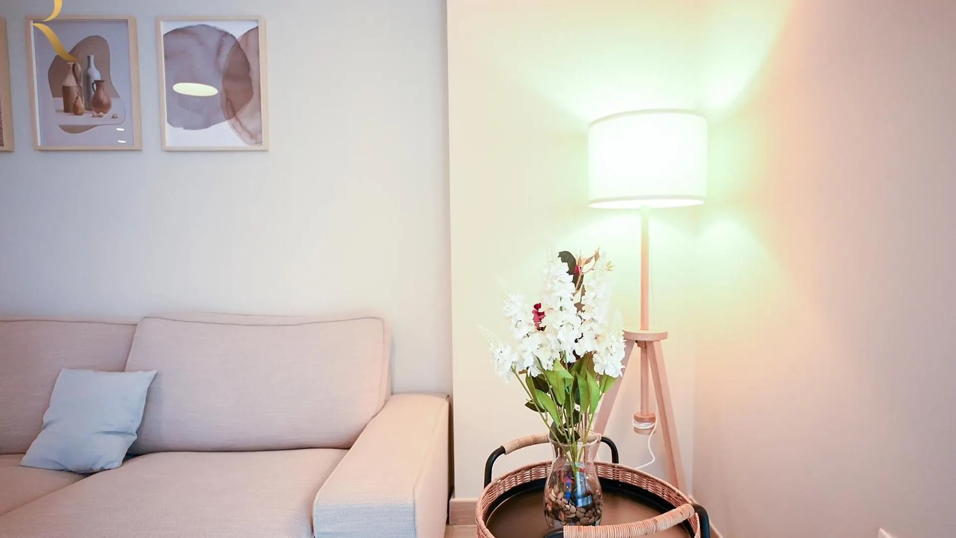 Champagne Pink Apartment - Yas Island أبو ظبي